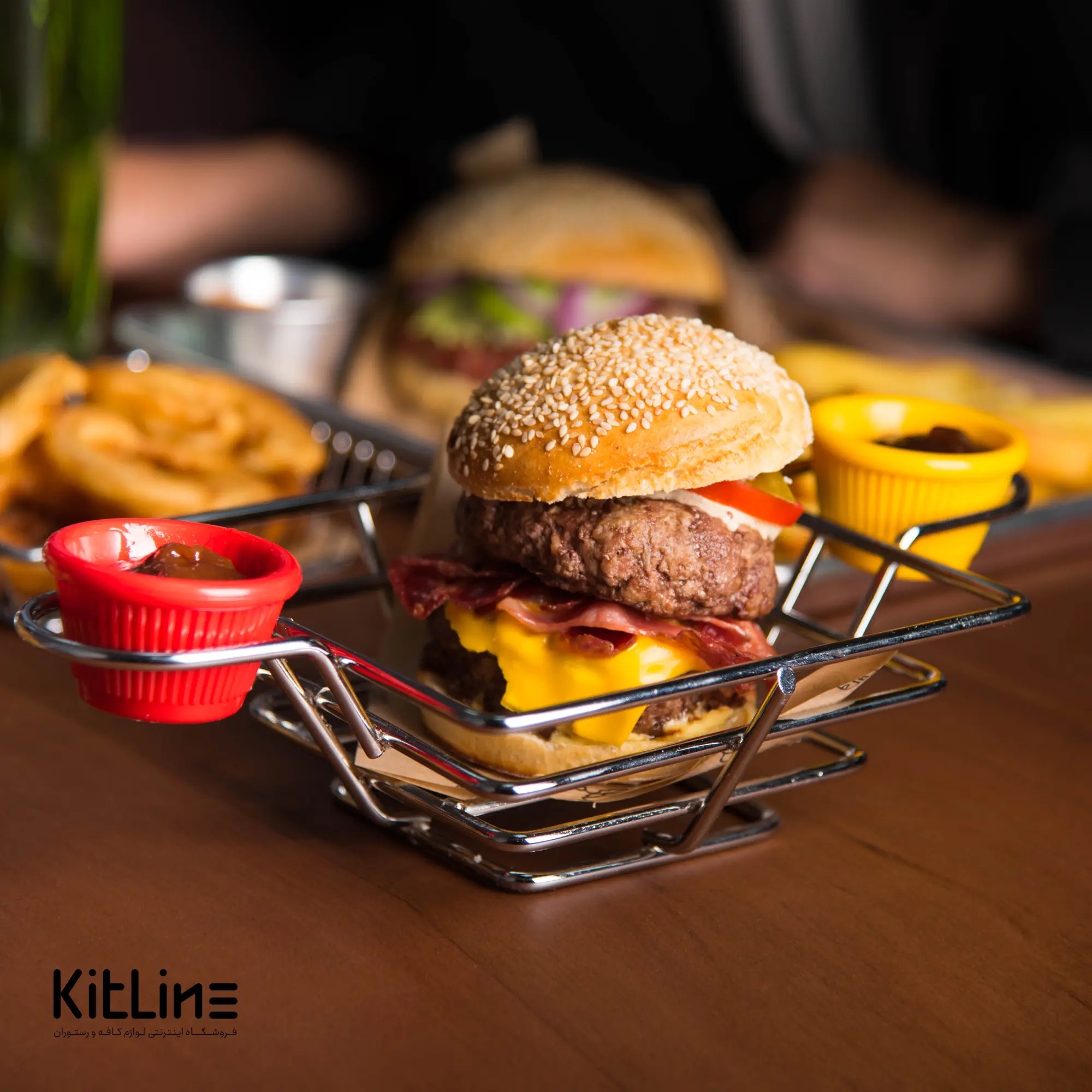 سبد سرو مربعی ۷×۱۷×۱۷ سانتیمتری فلزی کروم با جای سس کاپ کیچن تک - تصویر 5